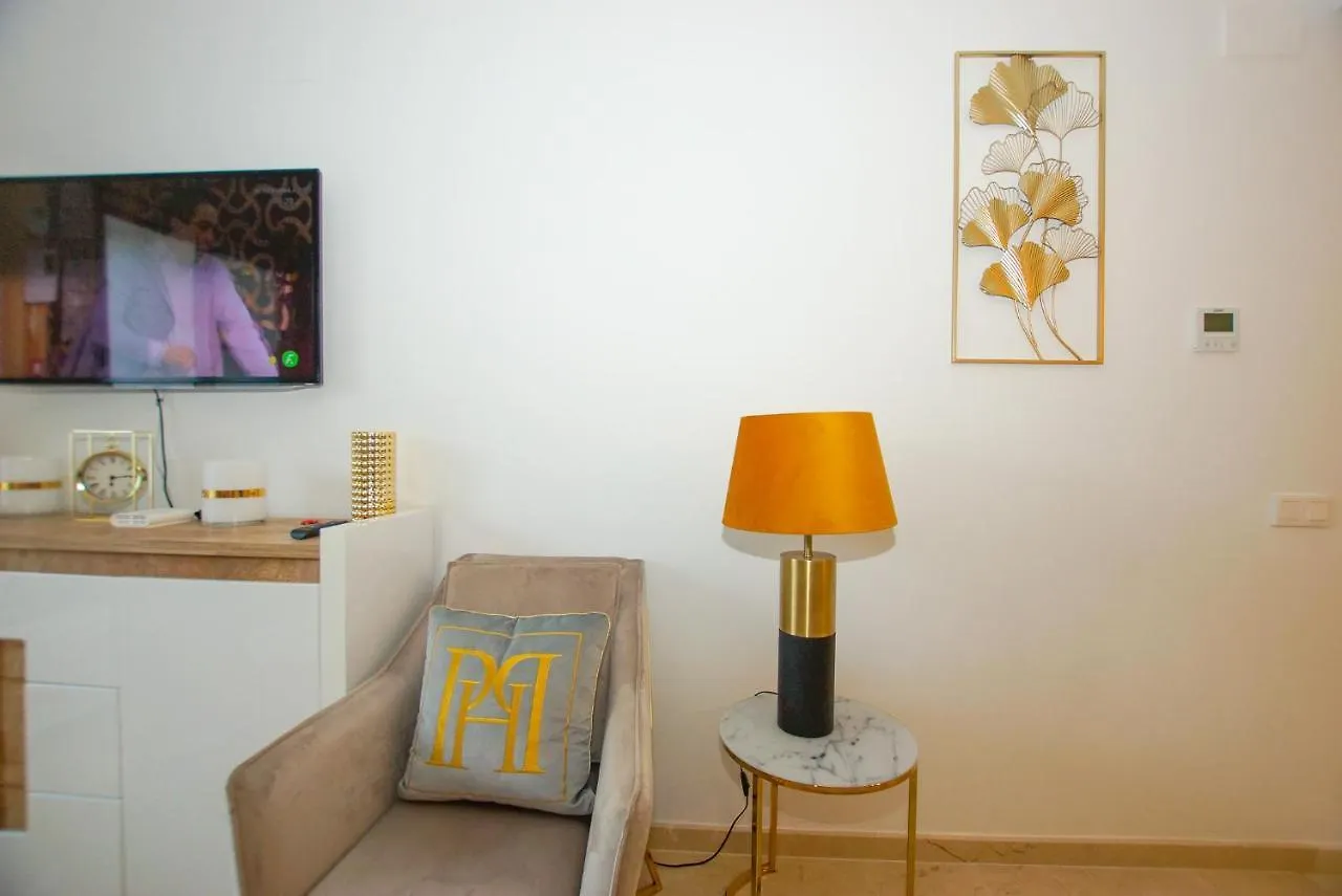 Small Oasis P&O Serviced Apartments Manilva