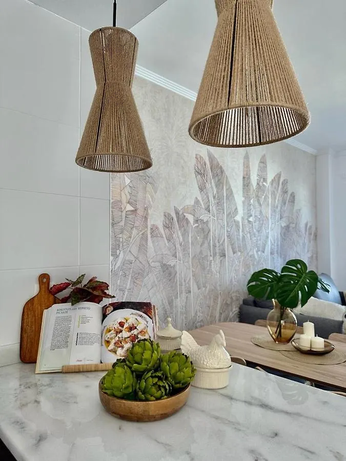 Small Oasis P&O Serviced Apartments 마닐바 0*,