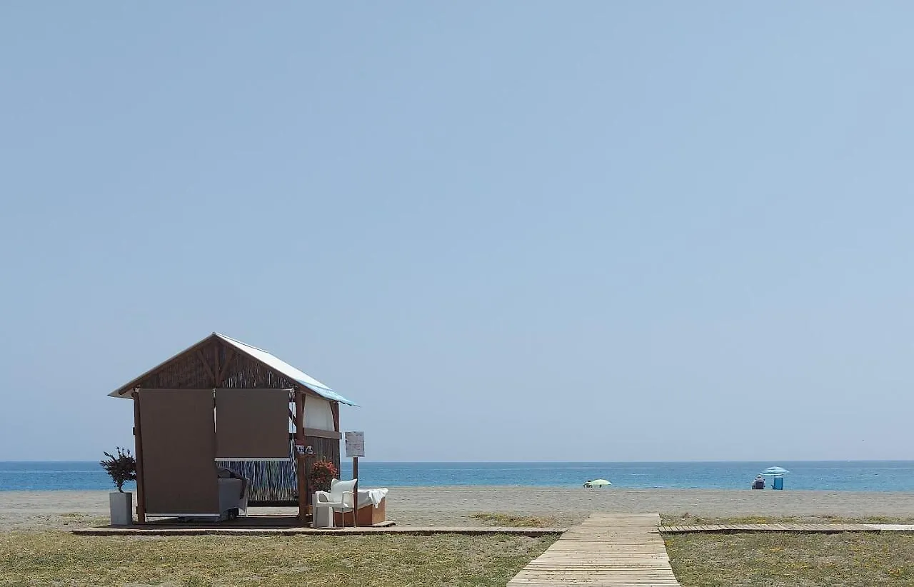 Small Oasis P&O Serviced Apartments マニルバ