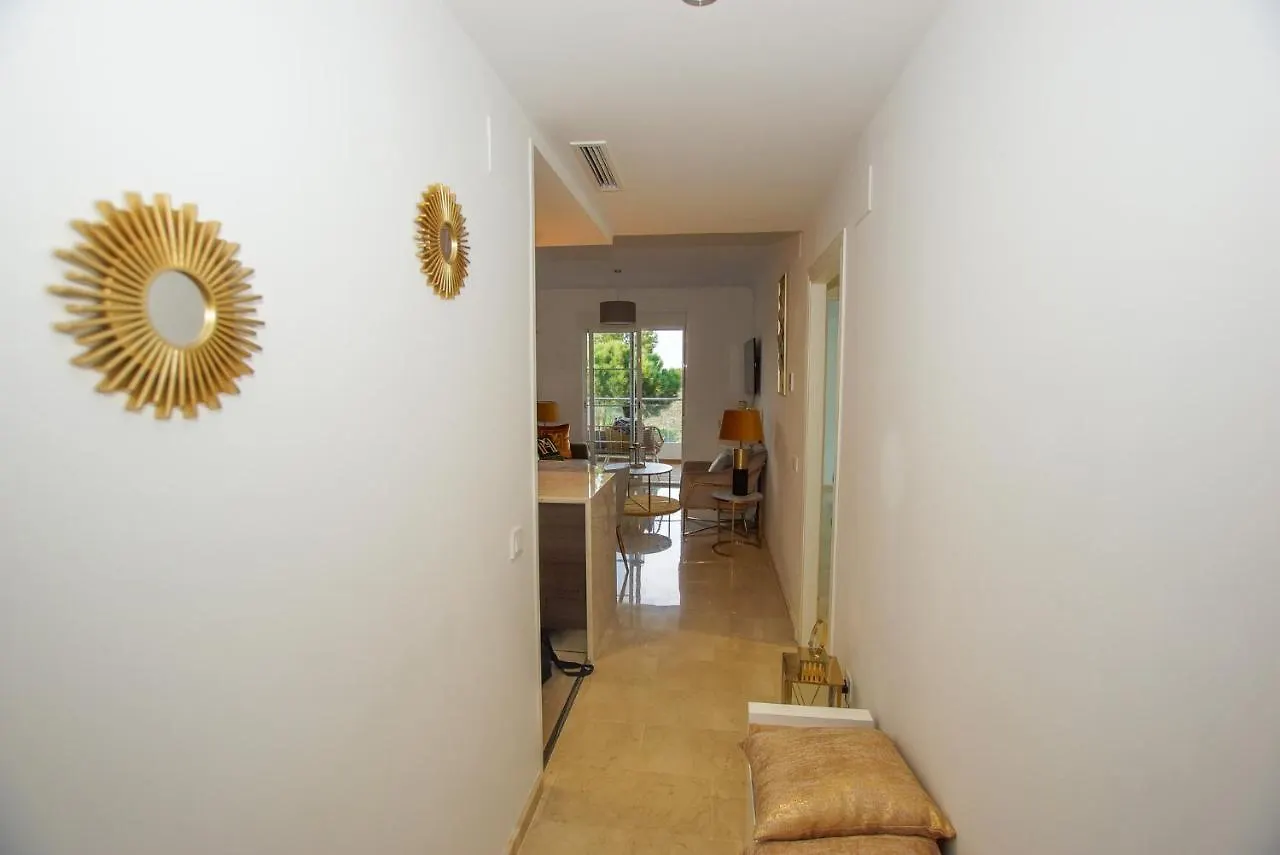 Small Oasis P&O Serviced Apartments マニルバ