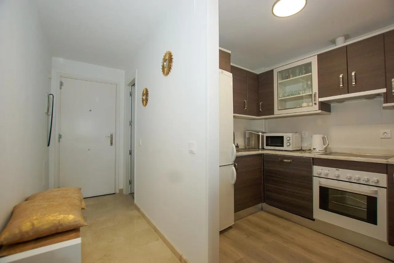 Small Oasis P&O Serviced Apartments マニルバ スペイン