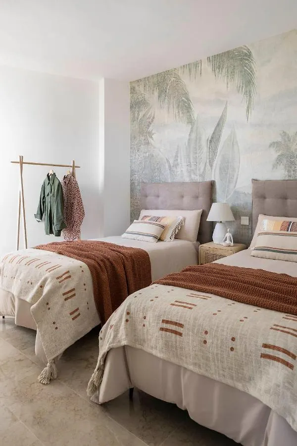 Small Oasis P&O Serviced Apartments マニルバ