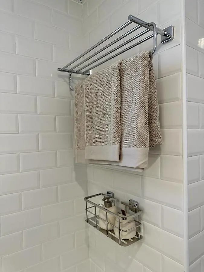 Small Oasis P&O Serviced Apartments マニルバ スペイン