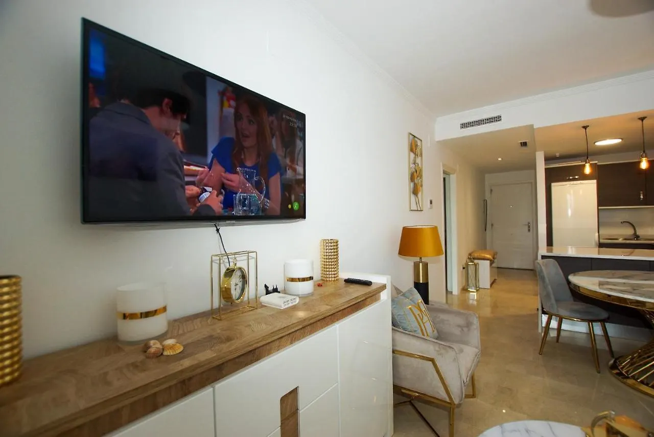 Small Oasis P&O Serviced Apartments Manilva Spain